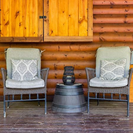 Cross Timbers Cabin On The Grove'S 25-Acres Broken Bow Exteriér fotografie