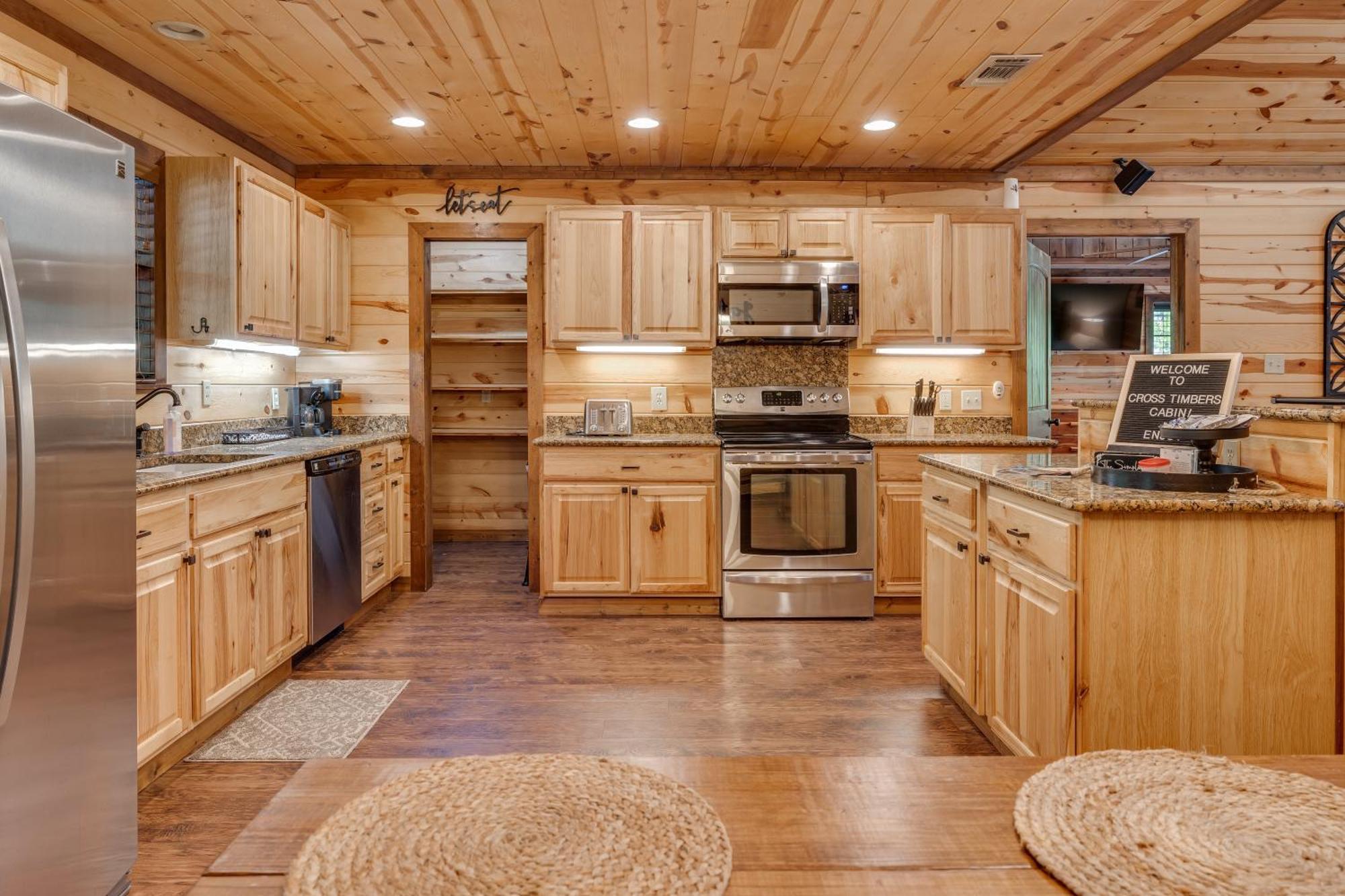 Cross Timbers Cabin On The Grove'S 25-Acres Broken Bow Exteriér fotografie